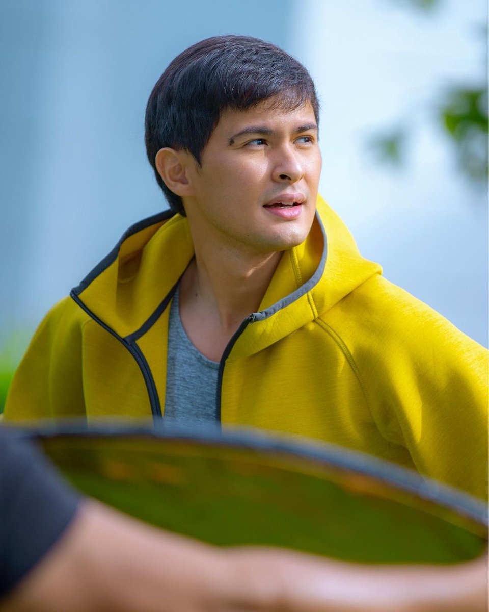 AshMatt_intl's tweet photo. BTS photos: @mateoguidicelli for @SunLifePH #PartnerForProsperity shoot. 

#SunLifePartnerForProsperity 

📸: bubsie_24 https://t.co/lmQ41J12eG