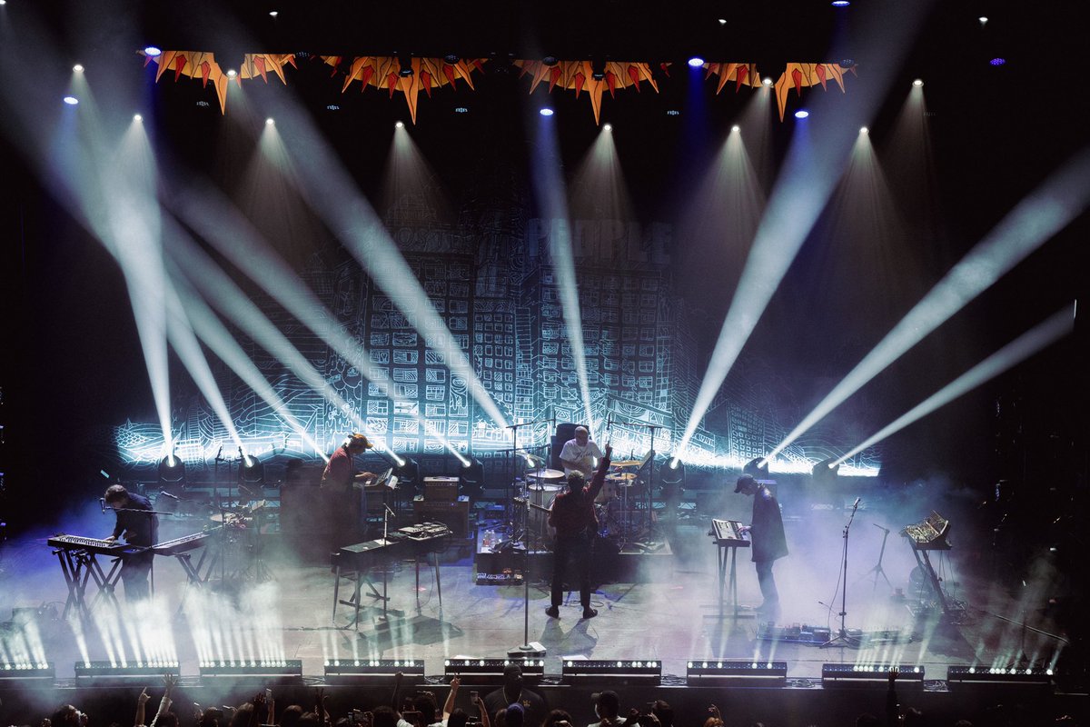 fosterthepeople's tweet photo. some photos from @wiltern night 2 (thursday 11.18.21) https://t.co/nCudNVIEbm