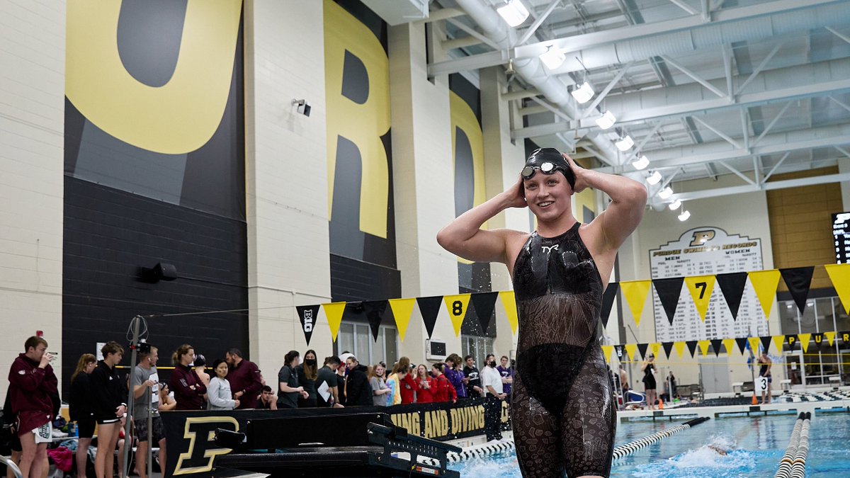 1650 Free at the #PurdueInvite 

Kate Beavon posts her second 4th-place finish in a distance event this week, placing 3rd in her heat. Kate &amp; Abby team up for 26 team points. #BoilerUp 

4⃣ Kate Beavon 16:51.50
8⃣ Abby Jahns 17:02.24