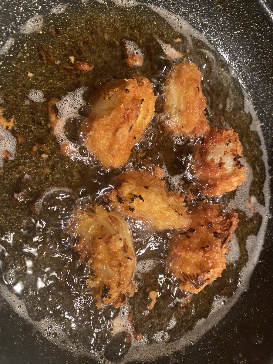 余った油で玉ねぎの揚げ物
ホクホクサクサク 