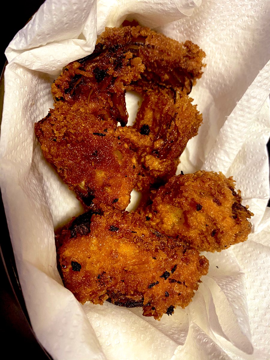 余った油で玉ねぎの揚げ物
ホクホクサクサク 