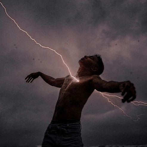 ᅟᅟ
ᅟᅟ
ᅟᅟ
ᅟᅟ
                 I. 𝕾𝐭𝐫𝐮𝐜𝐤 𝐛𝐲 𝔩𝔦𝔤𝔥𝔱𝔫𝔦𝔫𝔤
                     ᵃⁿᵈ ⁱ ᵘⁿᵈᵉʳˢᵗᵃⁿᵈ ⁿᵒʷ
                     ᵗʰᵃᵗ ⁱᵗ ʷᵃˢ ᵃˡˡ ʳᵉᵃˡ
                 ━━━━━━━━━
                              𝖘. 𝖘.
ᅟᅟ
ᅟᅟ
ᅟᅟ
ᅟᅟ