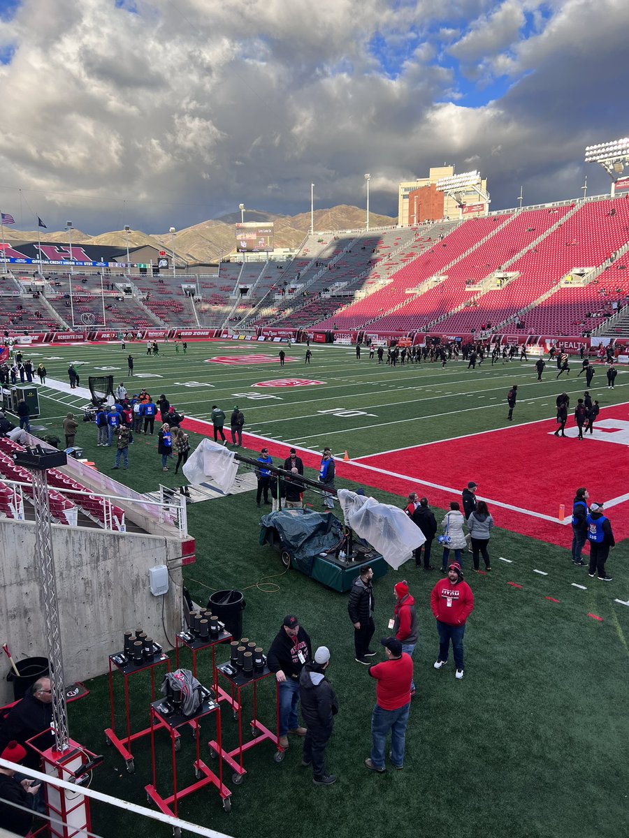 YoungMikey17's tweet image. #GoDucks #Run2Win