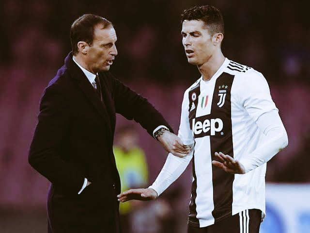 PlayerYear's tweet image. Cristiano affects on clubs

Ronaldo joined Juventus : Massimiliano Allegri fired.

Ronaldo joined Manchester United : Ole Solskjær fired.
#ManUtd
#ManchesterUnited
#Ronaldo #OleOut 

Get FREE satellite channels..
iPhone : apps.apple.com/app/id14978715…

Android : play.google.com/store/apps/det…
