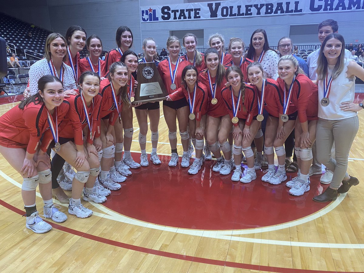 GCISD_Athletics's tweet photo. @VBGrapevine we are so proud of you!!! You had an incredible playoff run capped off with the Silver Medal. Be proud of yourselves and celebrate a great season! @Grapevine_HS @GCISD https://t.co/AKrsaTMNti