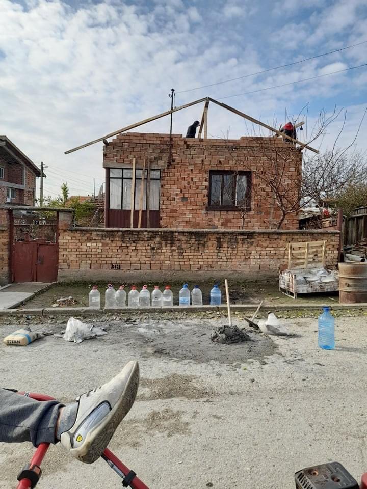 CHARITY20002's tweet image. This is the first child we want to help, he has a rare and serious illness, he urgently needs surgery and repair of his house in order to have a place to live a good life.  Thank you!  if you want to help write to us.#charity #charityauction #CHARITY #BeABloodDonor #Crypto #help