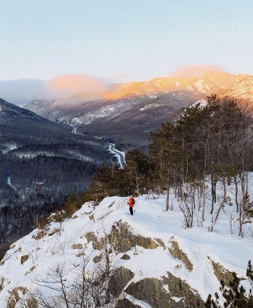 wanderlust_ny's tweet photo. In honor of 2021’s first snow for upstate New York, check out these awesome shots of snow in the Adirondack State Parks 🏔 ❄️ ⛄️ #explore #NY #snow #Trending #hiking #snow https://t.co/by66uT8XUD