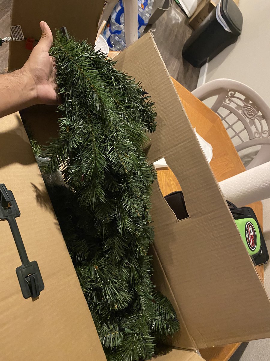 davelee813's tweet photo. First Christmas tree that I bought and I have little to no decorations for it. #firstchristmastree https://t.co/FraCDe34K9