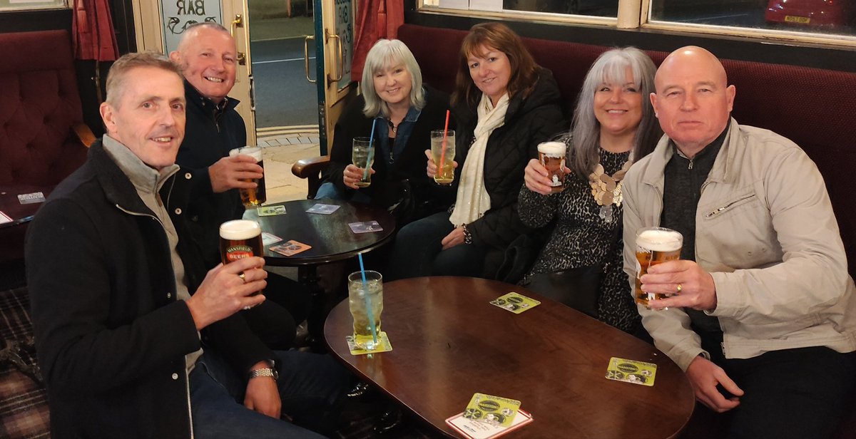 Paul Schofield (@hulltourguide) on Twitter photo An intoxicating night taking these friends on a "Georgian Suburbs" Pub Walk! Thanks to <a href="/whalebonehull/">Whalebone Inn</a>, Old English Gentleman, New Clarence and <a href="/tonyatthehop/">Hop and Vine, Hull</a> for being such genial hosts 🍻 #LoveHull An intoxicating night taking these friends on a "Georgian Suburbs" Pub Walk! Thanks to <a href="/whalebonehull/">Whalebone Inn</a>, Old English Gentleman, New Clarence and <a href="/tonyatthehop/">Hop and Vine, Hull</a> for being such genial hosts 🍻 #LoveHull