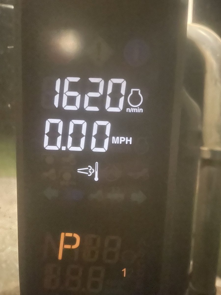 garyderck's tweet photo. Finished the field, parked the tractor. Now just setting here burning Diesel, so I can save the world with my Exhaust Filter regeneration https://t.co/zXyUB5Er5A