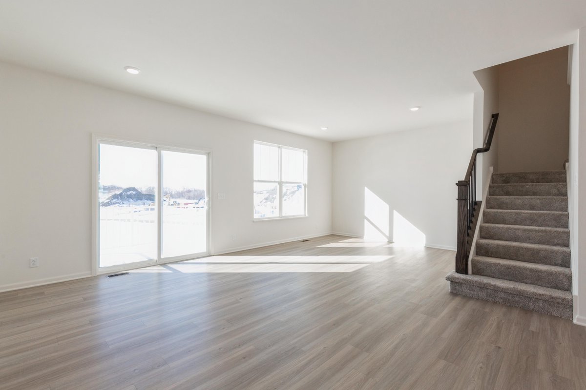 LennarChicago's tweet photo. The Chelsea is a 3 bed, 2.5 bath home and boasts 2709 sq. ft., at our Seasons of Southbury community, in Oswego. Visit 1017 Moraine Dr. TODAY! Call 224-293-3126 for more info. Photos are from a similar Chelsea home.
https://t.co/4bLDMTcycD
#LennarCHI #QuickMoveIn #DreamHome https://t.co/c4qOgCrBuK