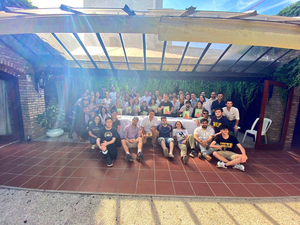 jfranncastillo's tweet photo. Con los @Jovenes40 mantuvimos un encuentro en Florida en defensa de la LUC organizado por la @CDJ_Florida y @CDJ_Montevideo.

¡Excelente intercambio con jóvenes comprometidos con el Gobierno y el @PNACIONAL https://t.co/rEfOKooEjJ
