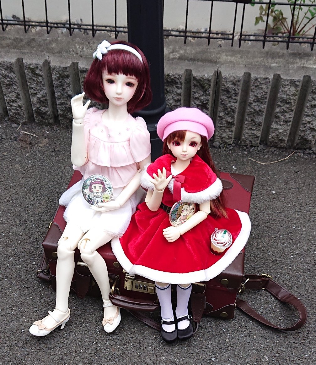 Ayusya1's tweet photo. ところでお人形さんたちに再会できるかとわずかに期待していたのですが、今回はいらっしゃらないようで、すこし寂しいですね・×・
#MagicSocks
#CHANGENOWAVE
#GEMSCOMPANY
#花菱撫子
#奈日抽ねね https://t.co/B6EJng4CR1