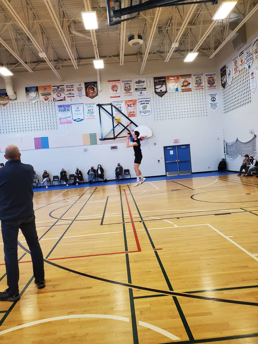 HSH_PE_Dept's tweet photo. Congrats to our boys senior volleyball team who unfortunately lost their semifinal today against Gonzaga. Next time Falcons🙂 @HolySpiritHS 🏐🏐🏐 https://t.co/a3bPK0kf4p