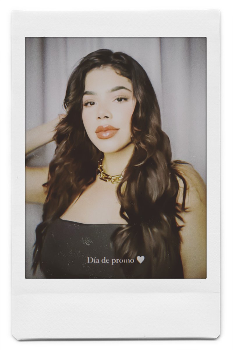glowkenini's tweet photo. i love you kenia <3 https://t.co/FUw8OAtXDX