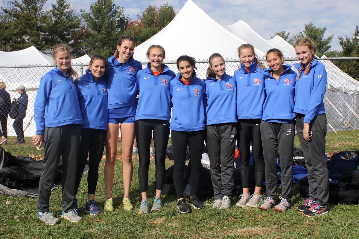SagehenW_XC_TF's tweet photo. Tenth place at NCAA XC Nationals! Great team effort, great racing, great day! Plus, Genevieve is an All-American! @Sagehens https://t.co/dOCtZhsbKp