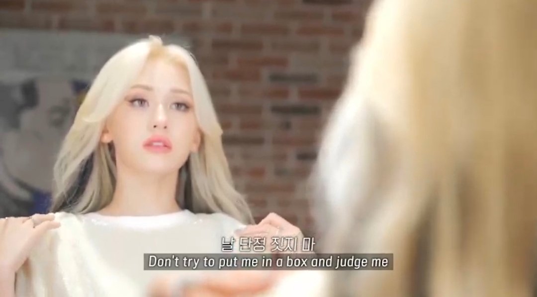 dearwinterkitty's tweet photo. People really having so much time lately for dragging Somi. You're obviously jealous seeing a beautiful, talented young and rich woman being successful and having so many friends in the industry doing better than yourself or even your faves. https://t.co/i3ZWKUYlCl