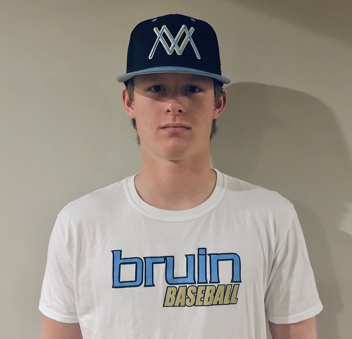MidwestBruins1's tweet photo. Congrats to Midwest Bruin Baseball and @BaseballSeaman student-athlete @AidanPolter and his family for committing to @Barton_Baseball to continue his education and baseball career! #BruinBaseballGrit 
@SBAlessons
@SeamanSchools https://t.co/zoUZX942IG