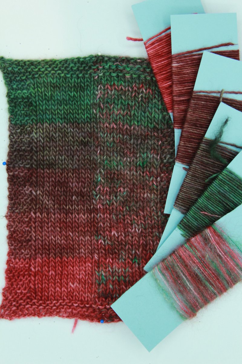 ChromaPsyche's tweet photo. Red❤️ ↔️ Green🌵

"Apples still in the tree"

It's a festive and classic color story for the ages.
.
.
.
.

#ChromaAndPsyche #HandDyedYarn #IndieDyer #BIPOCMakers  #EnbyArtist #BlackCreatives #Swatches #ColorStudy https://t.co/QQIGhYmoiN