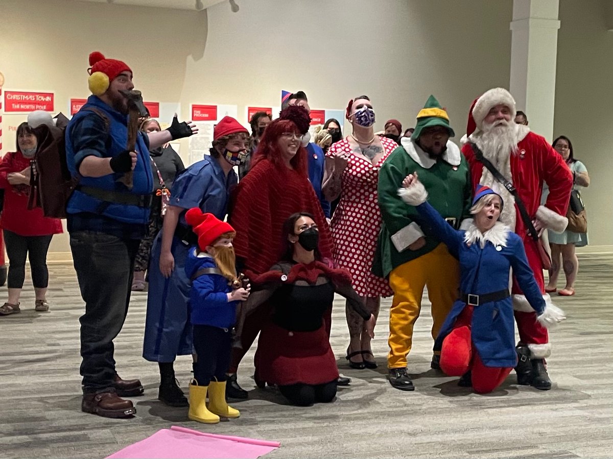 Moloknee's tweet photo. Yukon Cornelius Look-Alike Extravaganza at the @CtrPuppetryArts.

Rory won Fan Favorite and #1 Best Yukon Cornelius.

#firsttrophy https://t.co/u298EicyTn