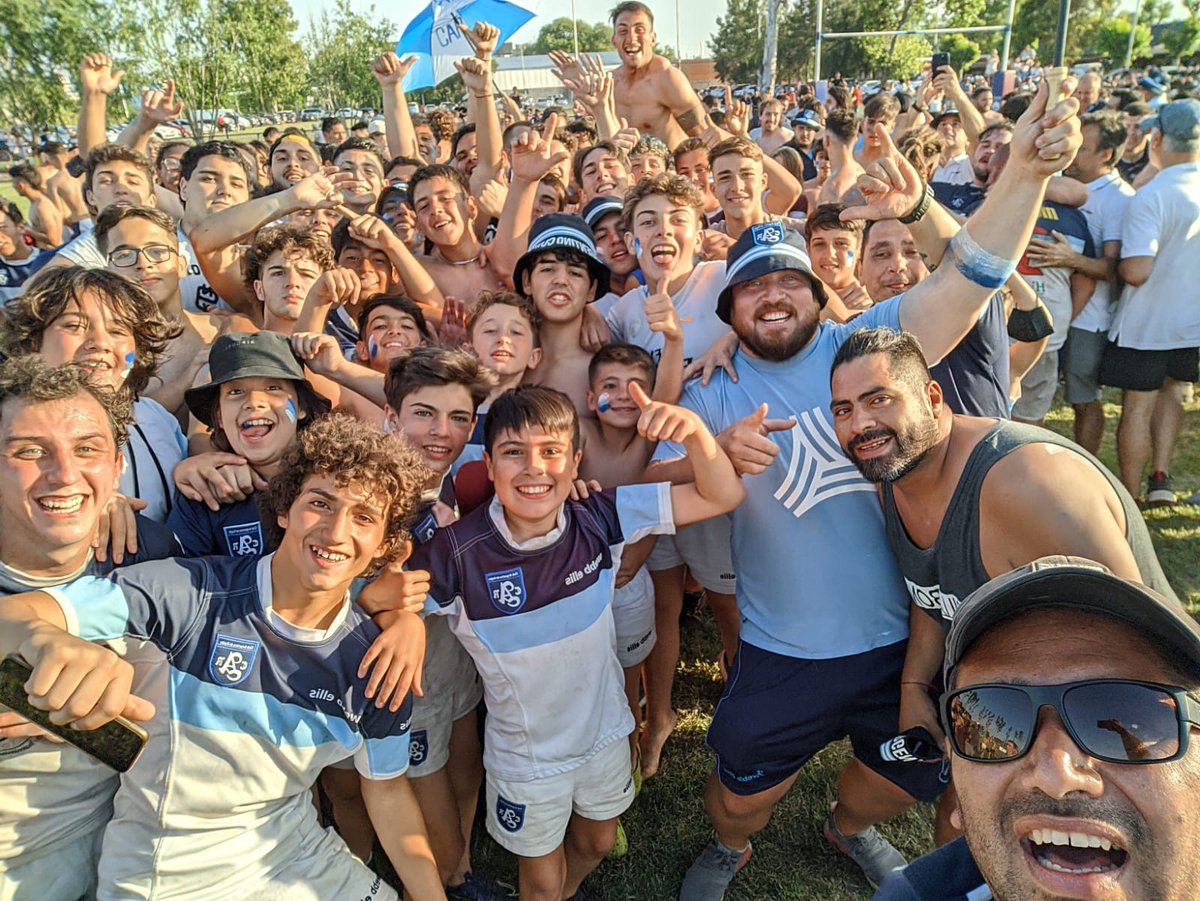 #URBA #SegundaDivision - <a href="/ArgentinoRugby/">Club Argentino Rugby</a> se quedó con un trabajado triunfo ante <a href="/delsurclub/">Del Sur Club</a> para llegar a la final. El equipo de Avellaneda se impuso por 26-19 y buscará el ascenso la próxima semana como local. rugbychampagneweb.com/Noticia/argent…