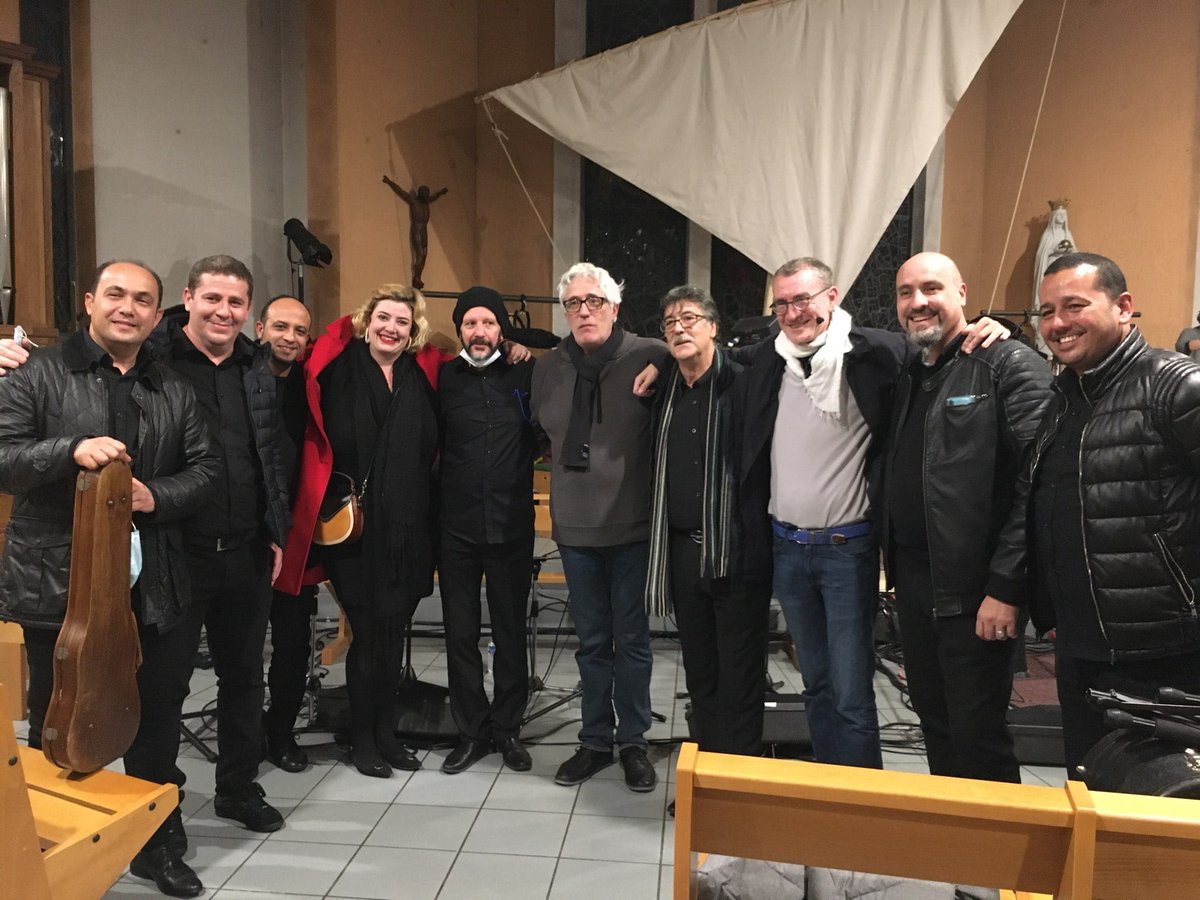 TabetFethi's tweet photo. Dernière représentation de la création Lampedusa de Colas Valat avec la magnifique @BarbaraDerathe , Yan Colgevit, l'ensemble Meya d'Oran avec le maestro @AllalMokhtar3 et le Choeur de l'association Ecume  sous la direction de Sylvie Colgevit et moi même. https://t.co/iHdaZEkX72