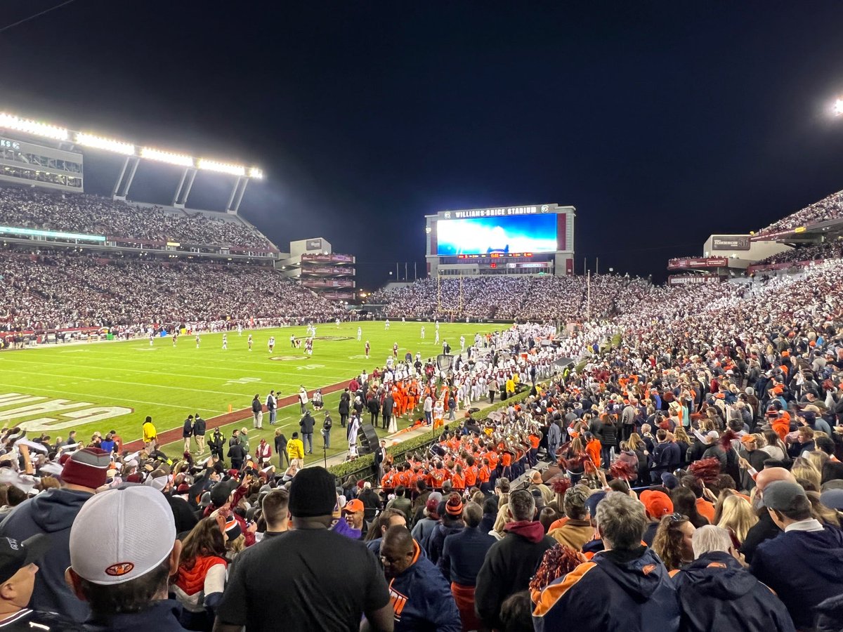 WarBlogle's tweet photo. Another stadium off the list. #auburn #wareagle #BeatUSCe (@ Williams-Brice Stadium - @uofsc in Columbia, SC w/ @jeremygolson @auchief) https://t.co/FKbmUqAaWc https://t.co/eGv8hOxKQQ