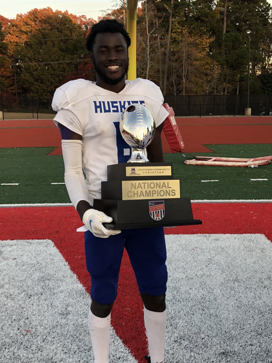 blackbeezy3's tweet photo. Ima national champ🏆‼️ @LockMta @LouisianaCommu1 @InJuco @_CoachLou_  @MaxLilly01 https://t.co/3kxEqsRVDM
