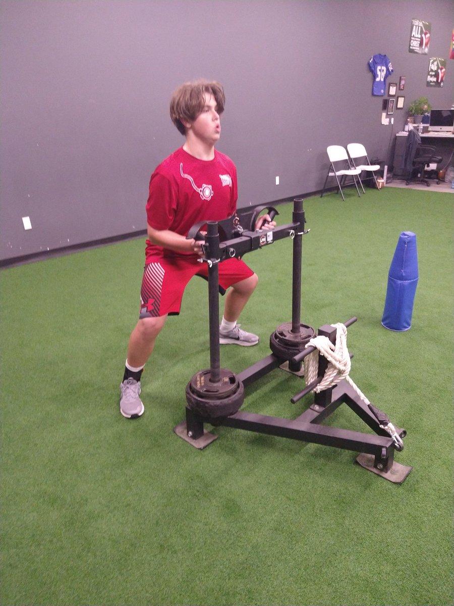OLcoachGalvan's tweet photo. Preparation for next season starts now. GOALS!! Let's get it! #RGVfootball #Repetition #MuscleMemory #GetOnTheWall #OwnTheDetails https://t.co/MpOMZcek21