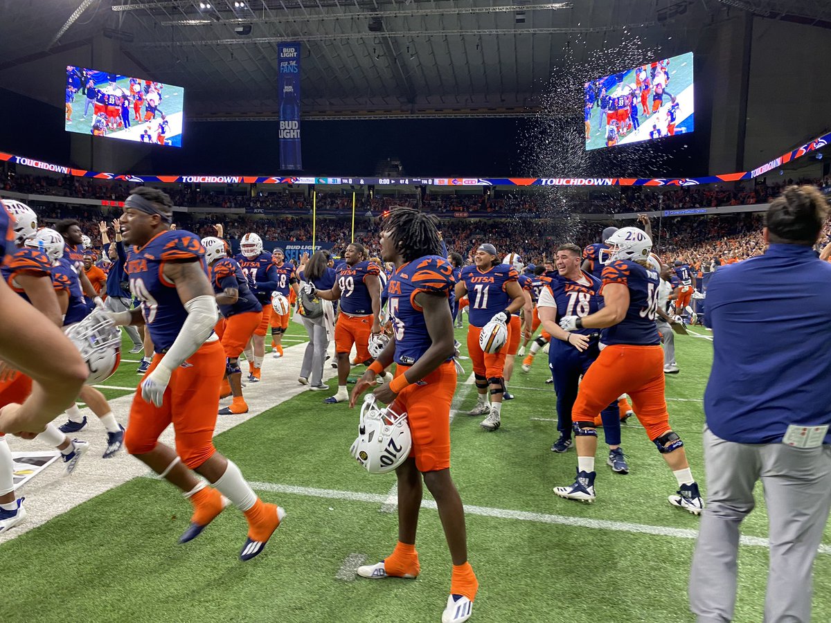 UT San Antonio tweet media