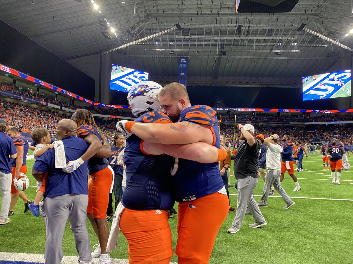 UT San Antonio tweet media