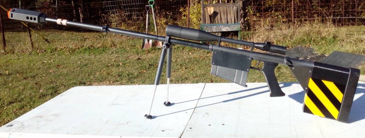 MKPropsShop's tweet photo. Yay, internet back. It's strange, but as soon as I ship off a prop, I usually make a spare, just in case something goes wrong. Worst case, I've got a kit ready to make a new one. Had fun with this, the bipod legs extend as a single print, and rotate using a PETG rubbery joint https://t.co/CmNaD15sxX