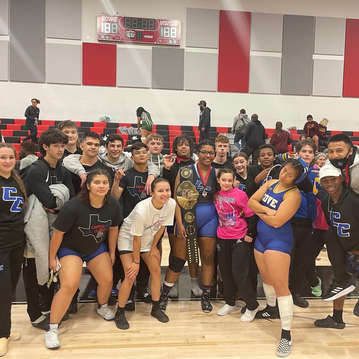 CCHSWRESTLING21's tweet photo. Dawg wrestling starting the season off right at Capital classic Tourney! Fun times with the fam! https://t.co/Z5XhlTHPB8