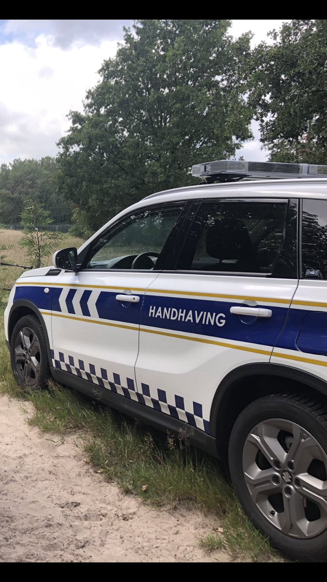 Vandaag weer eens een toezichtdienst meegedraaid. Fijn weer eens ‘de straat’ op te mogen. Het was bijzonder rustig in onze gemeente, dus alle kernen en buitengebied aan kunnen doen. #manager #geentheoriezonderpraktijk #handhaving #boa’s