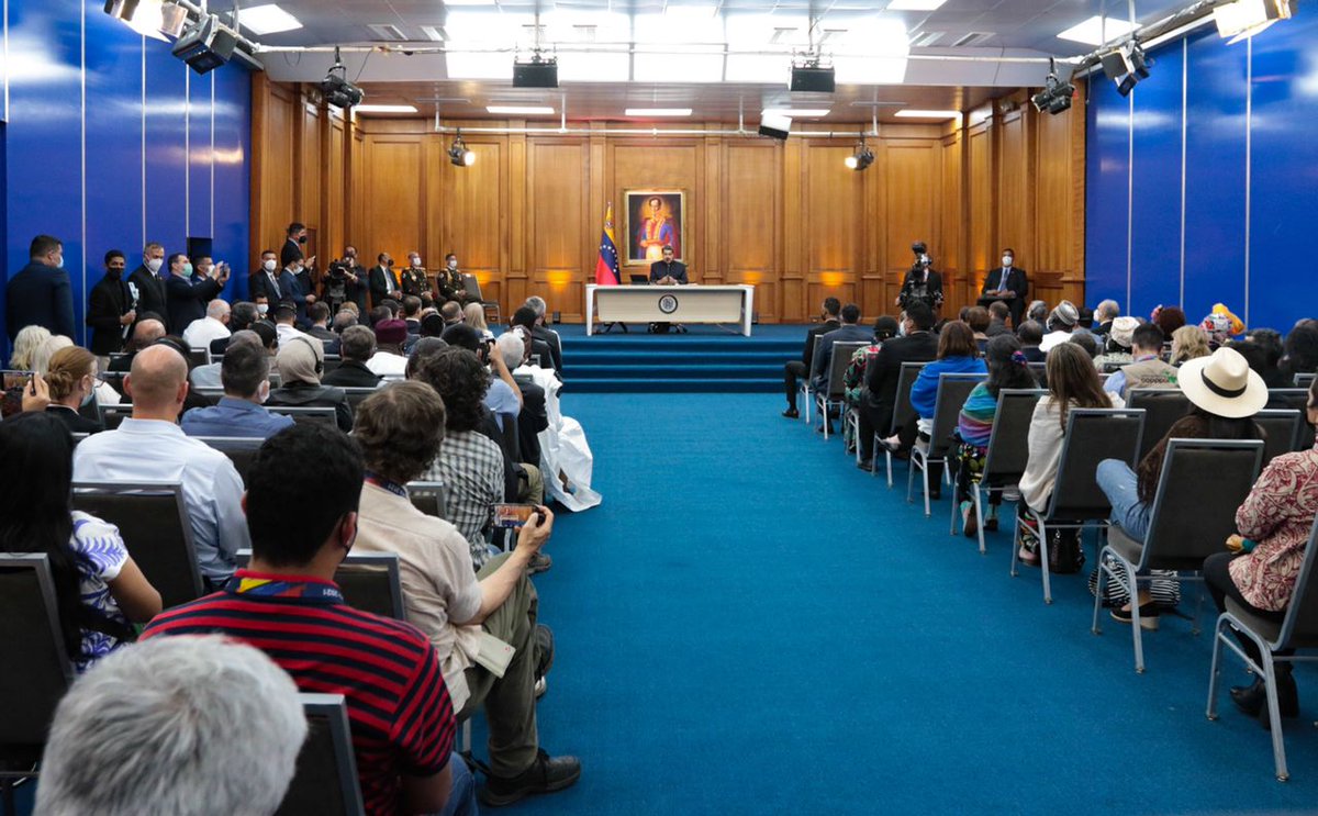 Nicolás Maduro tweet media