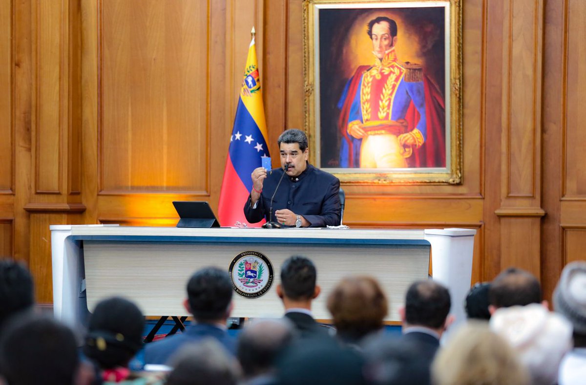Nicolás Maduro tweet media