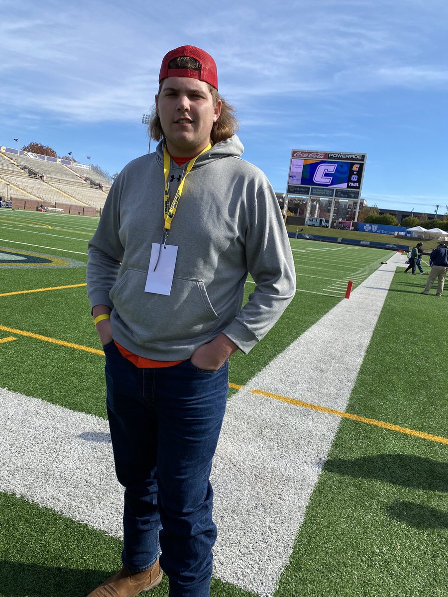 TNJeepGal001's tweet photo. Had a great time at my 2nd game day visit at UTC! Thank you Coach Galt for the talk and the opportunity to attend. Also, a big thanks to my Coach, Justin King and Coach Jeff Brothers at NCS for all your support and guidance. @GoMocsFB @Kingjustinr9 @NCSRecruiting https://t.co/f80FRsNlOX