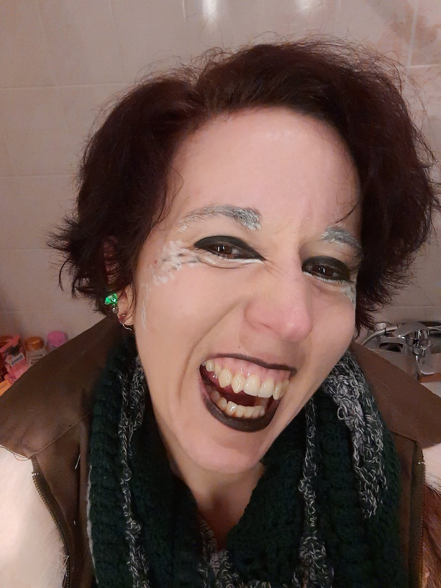 Fuchswerkfuchs's tweet photo. Zurück vom Vampire Live Sabbat.  Ein toller Abend und echt packend!

#vampirelarp #sabbatlive https://t.co/Ff8zWcGjDk