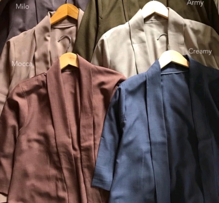 SimpleLookThing's tweet image. ELENA OUTER🌿

Cardigan simple good looking
shp.ee/fgcbdr7