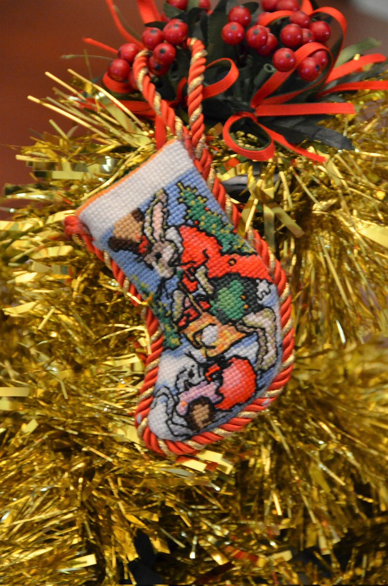marisou2's tweet photo. Quiero compartir lo último que he añadido a mi tienda de #etsy: Christmas  Small Stocking Finished Cross Stitch, Victorian Rabbit cross stitch, Christmas ornament cross stitch, Christmas Tree ornament https://t.co/qjZ1fBXH9H https://t.co/thZw6kcECP
