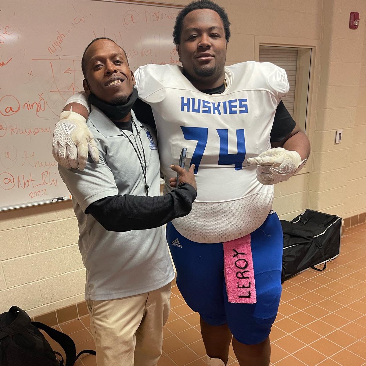 OgReall1's tweet photo. NATIONAL CHAMPIONS💙💍🤟🏾 @CoachNotto @LockMta @AnthonyPriestl6 @Courtne74256102 @_CoachLou_ @LouisianaCommu1 https://t.co/NTjL4cUlRd
