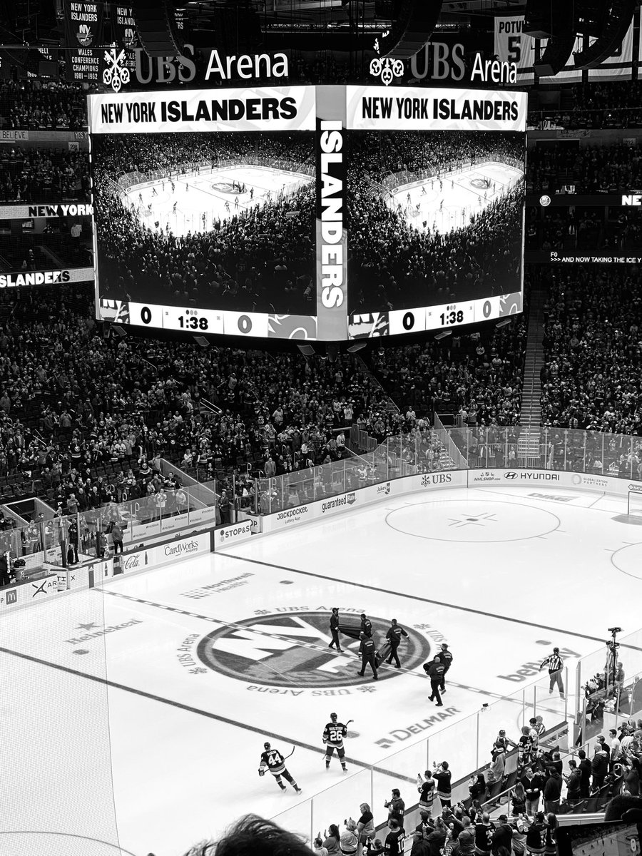 snowkatz's tweet image. It’s glorious!!! #ubsarena #IslesNation #nyisles @UBSArena  @NYIslanders