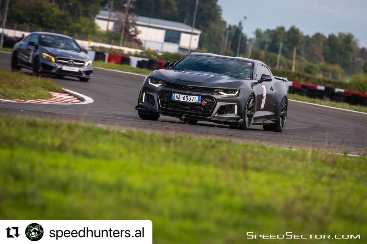 ALBARENT1's tweet photo. Our Camaro ZL1 at it's natural habitat! 👾🔥🏁
@SpeedSectorCom
https://t.co/p6H0ZYLV8t
#speedsector #speedhuntersal #zl1 #serrescircuit 🇬🇷#trackday #RaceSafely
#ALBARENT 🇦🇱#SportTreats #CamaroZL1 https://t.co/943eAraJOA