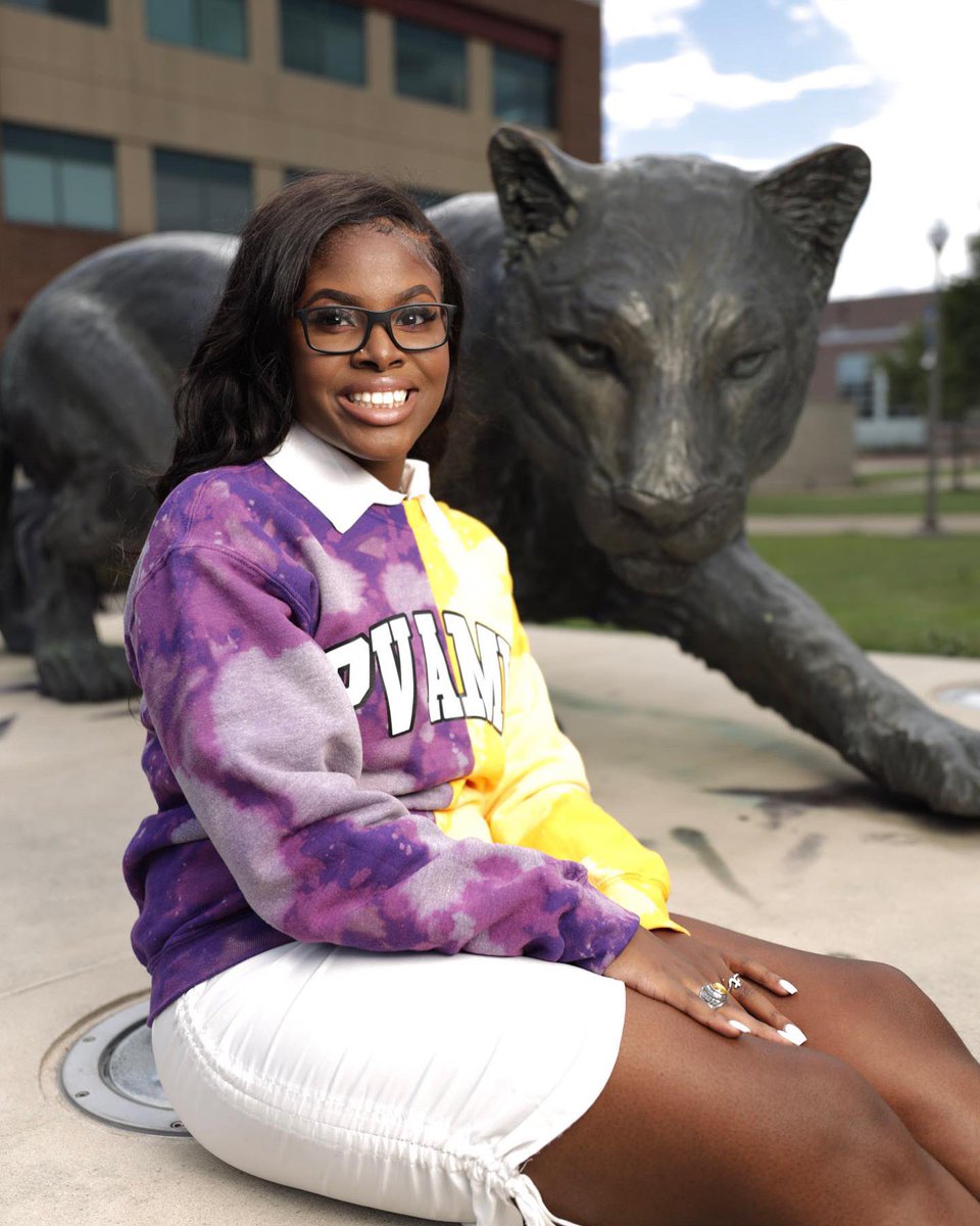 __queenofitall's tweet photo. PV it’s been real ✌🏾
On December 11 ,2021 I will be graduating from 
THE Prairie View A&amp;M University with a B.B.A. in Marketing ✅
#pvgradswag https://t.co/FJrJDMO5m5