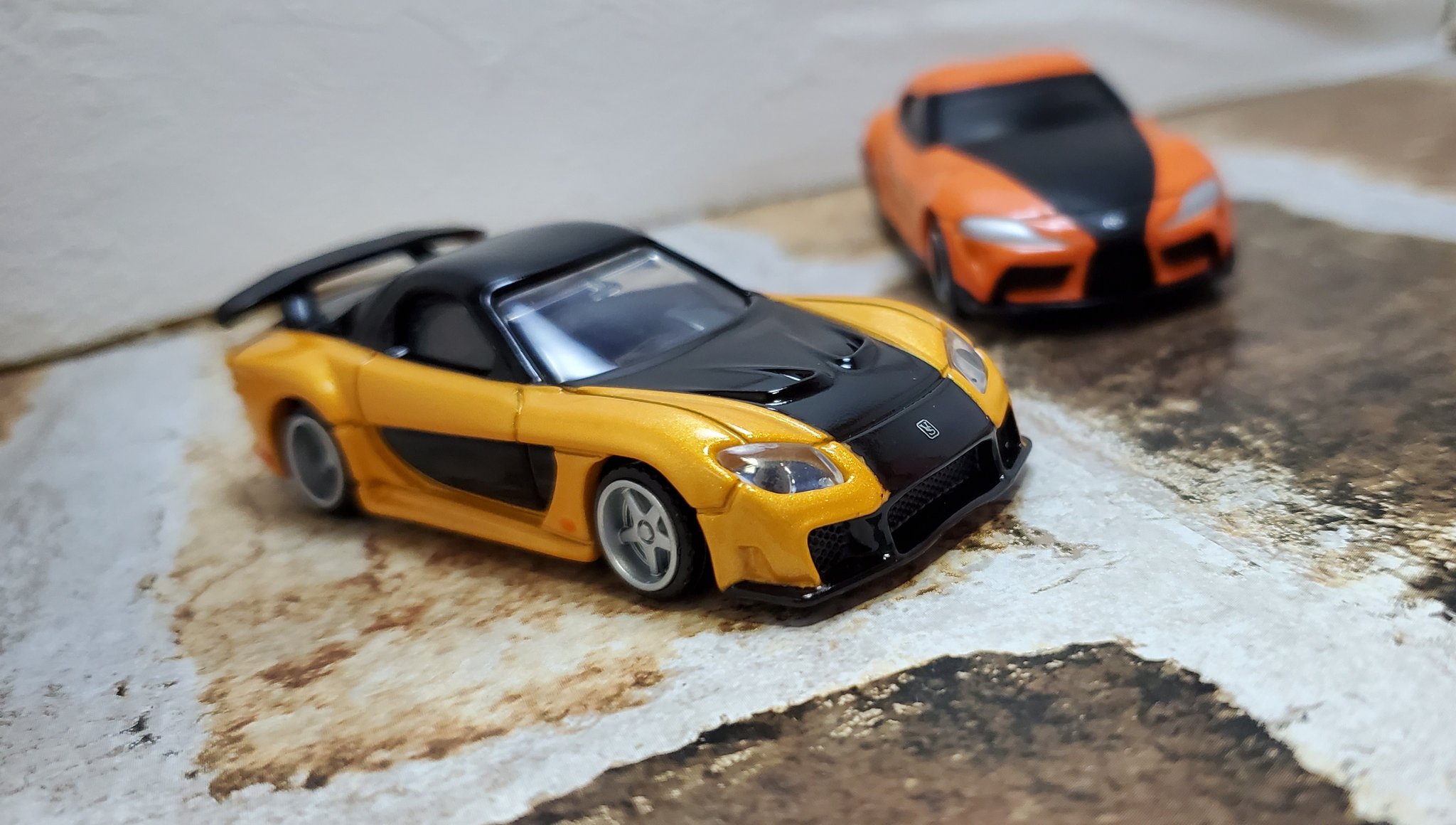 Manato2414 トミカプレミアムｕｎｌｉｍｉｔｅｄ ワイルドスピードのハンが乗るマツダ Rx 7とトヨタ Grスープラが かっこいい ワイルドスピード トミカプレミアムアンリミテッド Rx7 マツダ トヨタ Grスープラ 写真 写真好きな人と繋がりたい 車好き