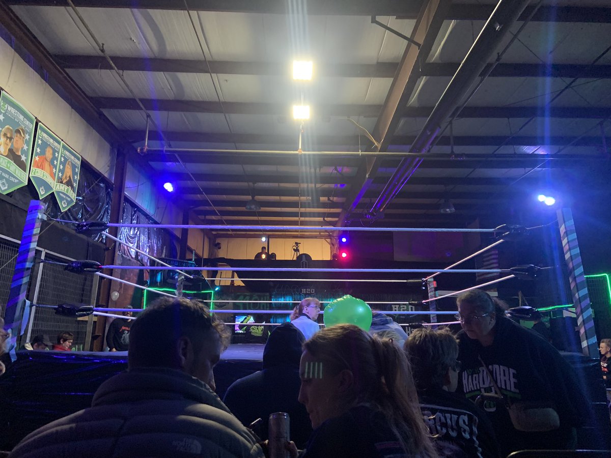 MikeFreshTWI's tweet photo. #supportyourlocalindy #indywrestling @IGBonanza @MirandaGordy @mashaslamovich https://t.co/45QoEl5It3