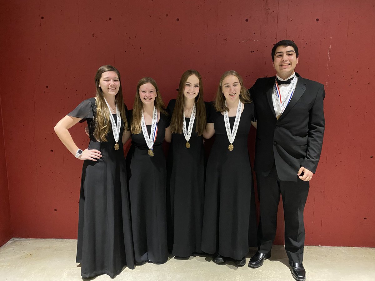 BettBands's tweet photo. Good luck to all of our All Staters at tonight’s concert. We are proud of all your hard work. ⁦@IowaHSMA⁩ https://t.co/mkW2hDcTae