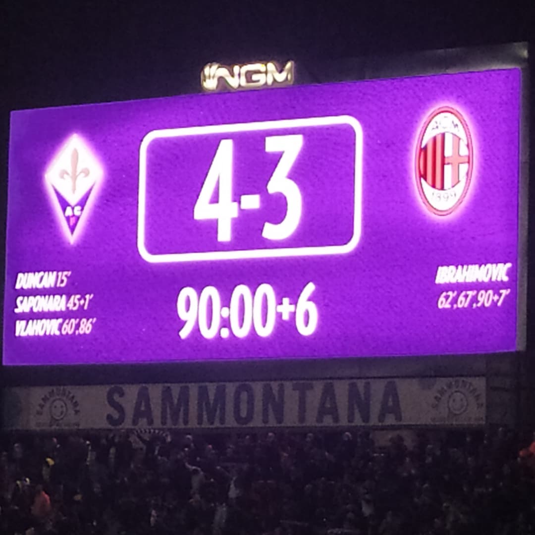 simonegianfaldo's tweet photo. 4 pere e a casa !!
#FiorentinaMilan
#forzafiorentina #aleviola https://t.co/8XXNfJHNVG