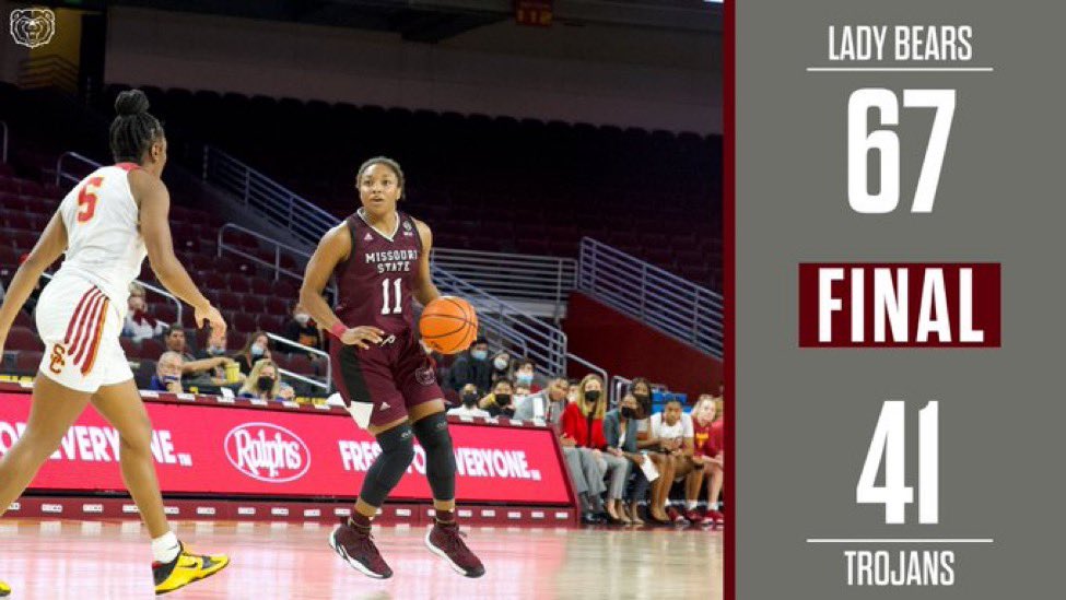 CoachMoxAmaka's tweet photo. GREAT TEAM WIN! Great ROAD WIN in Cali vs. USC! Soooooo proud of my team! #Resilience #Perseverance #BouncedBack‼️ #P5K #JustGottaKeepGrindin #GNSL #FAMILY‼️ https://t.co/Guj0FsoXJG