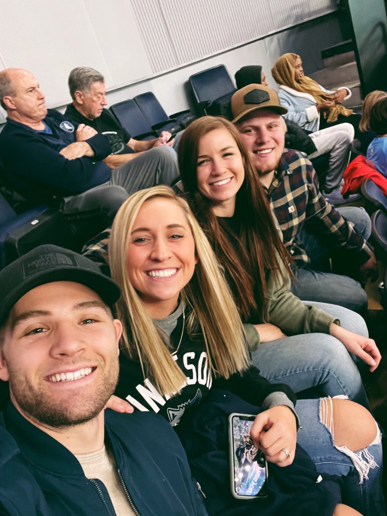 _rachellboyy's tweet photo. #packpix @Timberwolves https://t.co/tNF2MMVldN